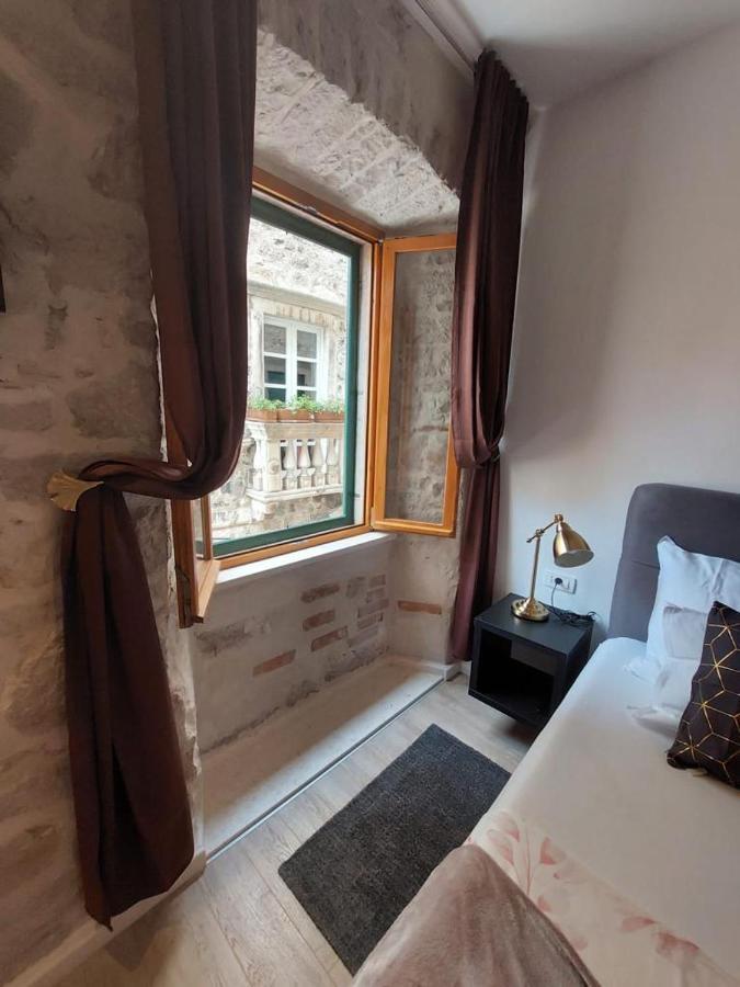 Central Palace Apartment Σίμπενικ Εξωτερικό φωτογραφία