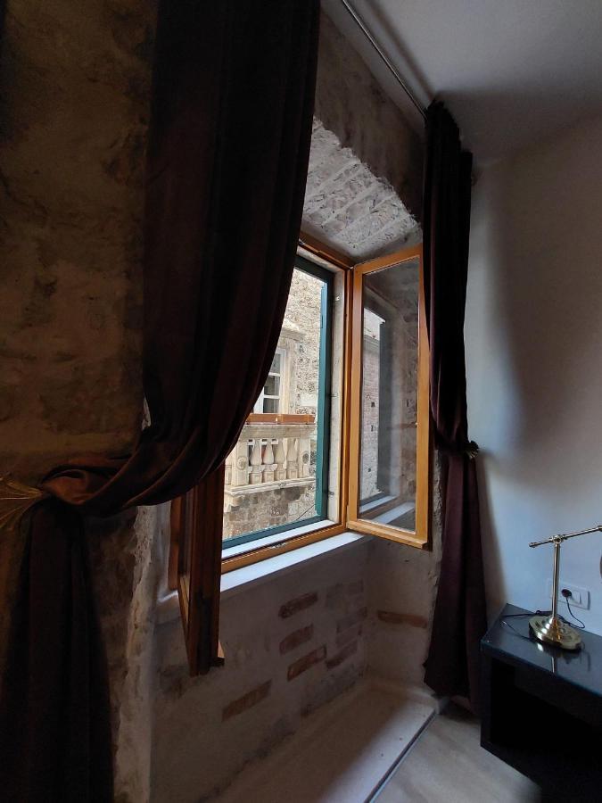 Central Palace Apartment Σίμπενικ Εξωτερικό φωτογραφία