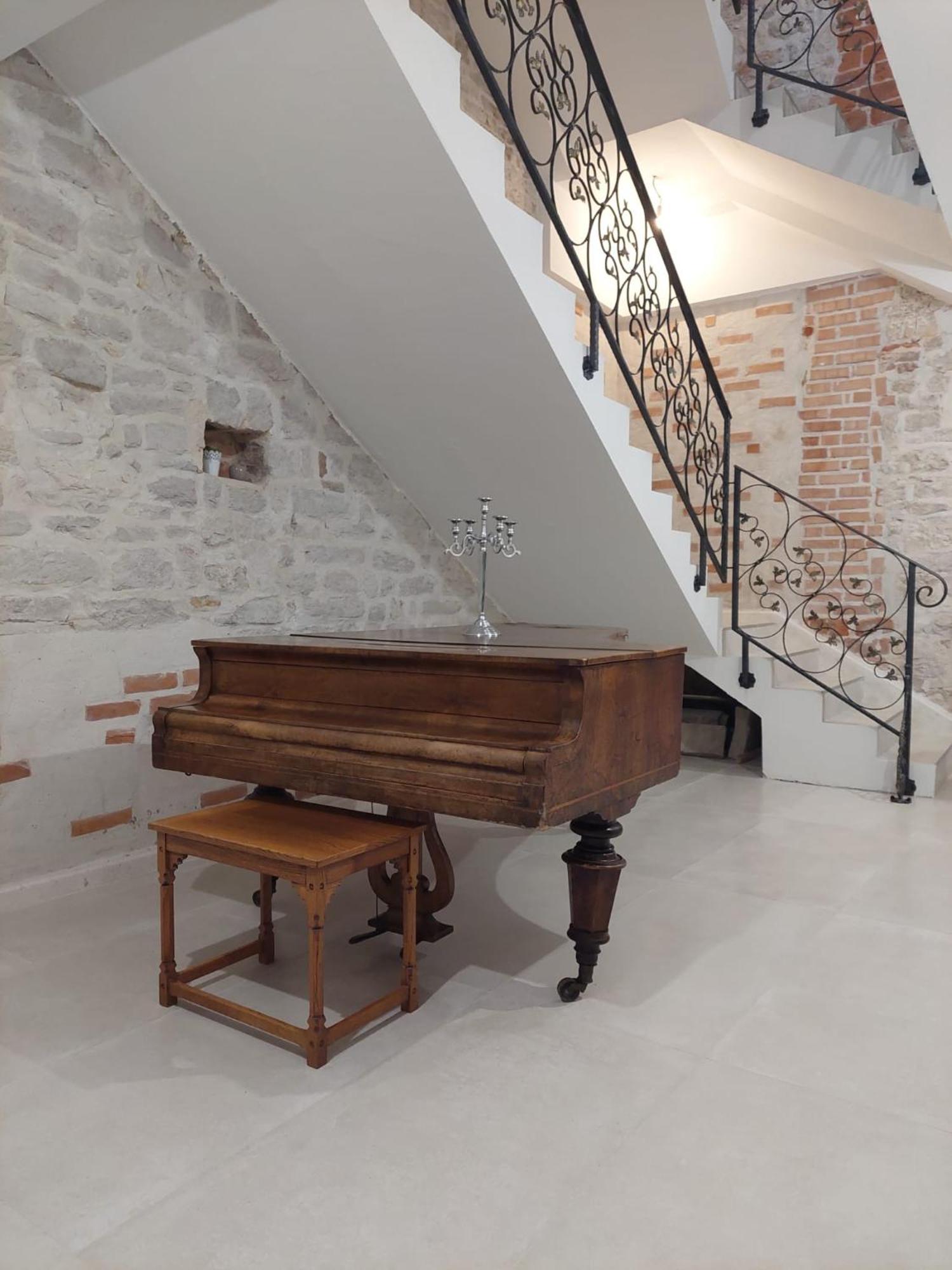 Central Palace Apartment Σίμπενικ Εξωτερικό φωτογραφία