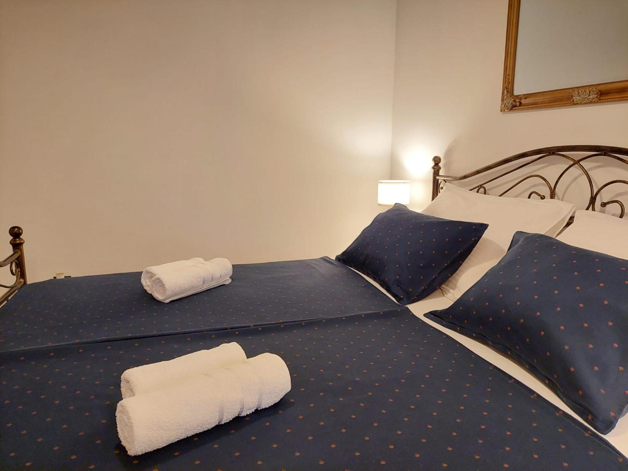 Central Palace Apartment Σίμπενικ Εξωτερικό φωτογραφία